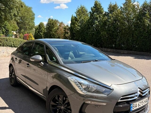 Сірий Сітроен ДС5, об'ємом двигуна 2 л та пробігом 223 тис. км за 11000 $, фото 1 на Automoto.ua