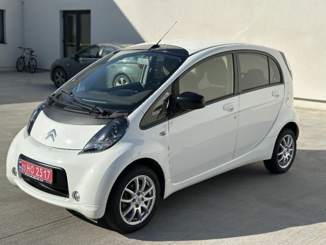 Белый Ситроен Другая, объемом двигателя 0 л и пробегом 31 тыс. км за 4800 $, фото 1 на Automoto.ua