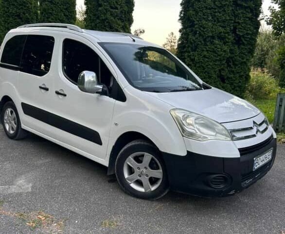 Ситроен Другая 2008 в Шумск на Automoto.ua Белый Ситроен Другая, объемом двигателя 1.6 л и пробегом 270 тыс. км за 4850 $, фото 1 на Automoto.ua