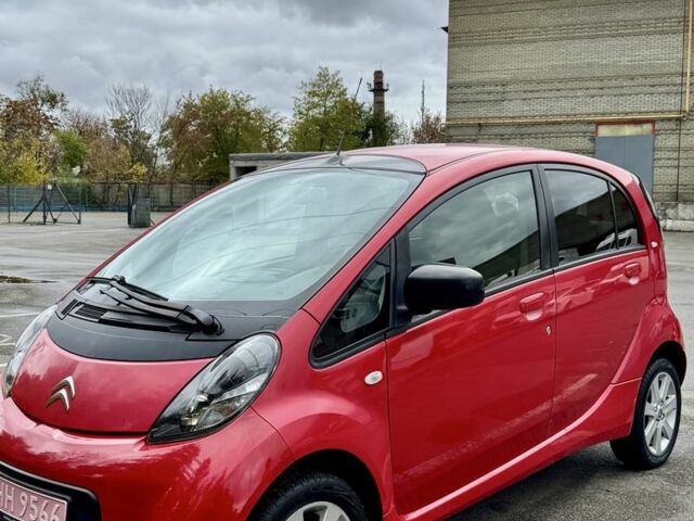 Красный Ситроен Другая, объемом двигателя 0 л и пробегом 69 тыс. км за 4444 $, фото 1 на Automoto.ua