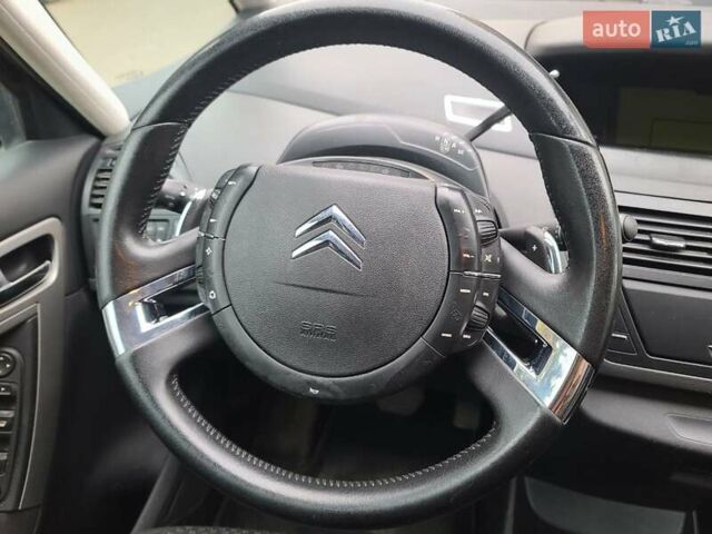 Чорний Сітроен Гранд С4 Пікассо, об'ємом двигуна 1.6 л та пробігом 134 тис. км за 5050 $, фото 1 на Automoto.ua