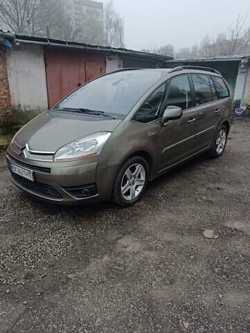 Коричневый Ситроен Гранд С4 Пикассо, объемом двигателя 1.6 л и пробегом 186 тыс. км за 4600 $, фото 1 на Automoto.ua