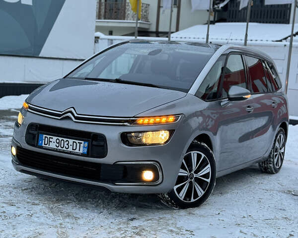 Серый Ситроен Гранд С4 Пикассо, объемом двигателя 1.6 л и пробегом 180 тыс. км за 13350 $, фото 1 на Automoto.ua