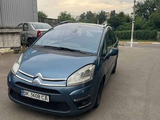 Синій Сітроен Гранд С4 Пікассо, об'ємом двигуна 1.6 л та пробігом 326 тис. км за 5800 $, фото 1 на Automoto.ua