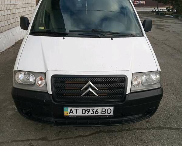Білий Сітроен Джампі пас., об'ємом двигуна 2 л та пробігом 277 тис. км за 3650 $, фото 1 на Automoto.ua