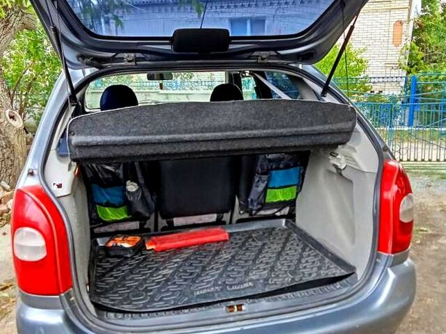 Серый Ситроен Пикассо, объемом двигателя 1.7 л и пробегом 277 тыс. км за 3500 $, фото 1 на Automoto.ua