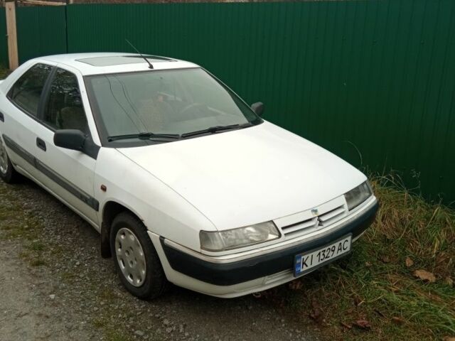 Белый Ситроен Ксантия, объемом двигателя 1.8 л и пробегом 300 тыс. км за 1074 $, фото 1 на Automoto.ua