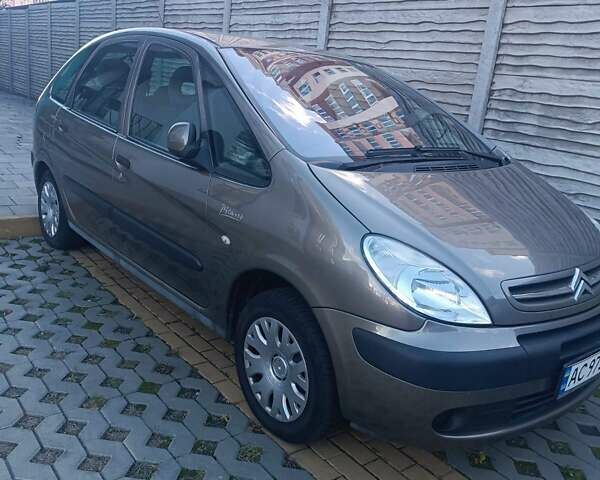 Сітроен Ксара Пікассо, об'ємом двигуна 1.6 л та пробігом 200 тис. км за 4800 $, фото 1 на Automoto.ua