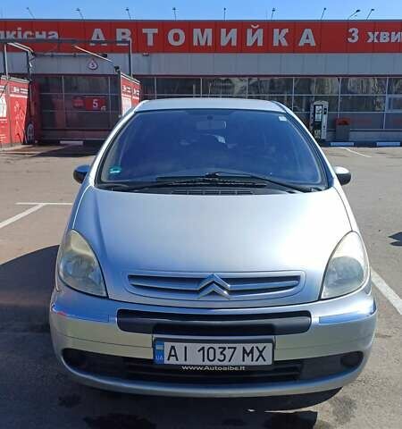 Сірий Сітроен Ксара Пікассо, об'ємом двигуна 1.7 л та пробігом 375 тис. км за 3300 $, фото 1 на Automoto.ua