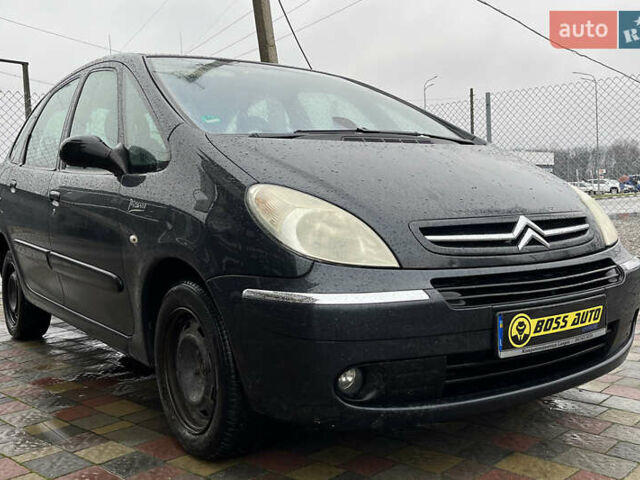 Сірий Сітроен Ксара Пікассо, об'ємом двигуна 1.59 л та пробігом 284 тис. км за 3600 $, фото 1 на Automoto.ua