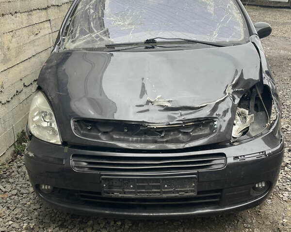 Синій Сітроен Ксара Пікассо, об'ємом двигуна 1.6 л та пробігом 300 тис. км за 1200 $, фото 1 на Automoto.ua