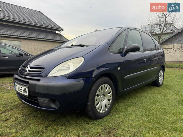 Синій Сітроен Ксара Пікассо, об'ємом двигуна 1.59 л та пробігом 290 тис. км за 2999 $, фото 1 на Automoto.ua