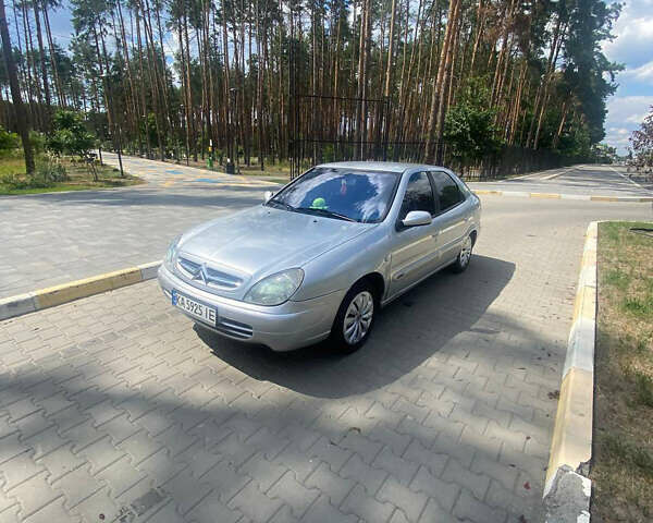 Серый Ситроен Ксара, объемом двигателя 1.59 л и пробегом 290 тыс. км за 2800 $, фото 1 на Automoto.ua
