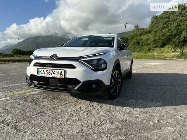 Белый Ситроен C4 X, объемом двигателя 1.5 л и пробегом 14 тыс. км за 21499 $, фото 1 на Automoto.ua