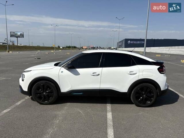 Белый Ситроен e-C4, объемом двигателя 0 л и пробегом 50 тыс. км за 16800 $, фото 1 на Automoto.ua