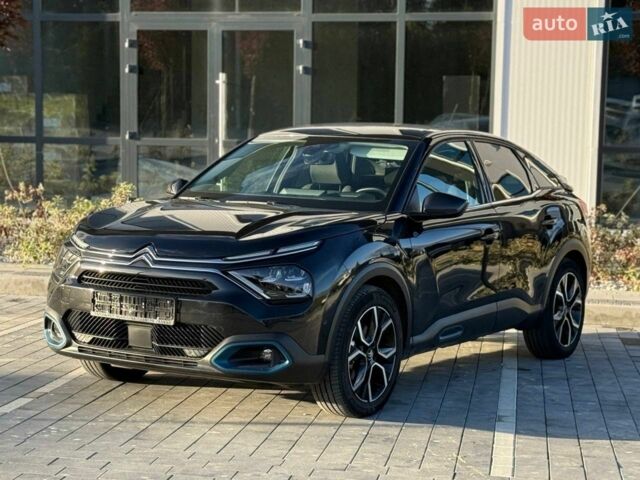 Чорний Сітроен e-C4, об'ємом двигуна 0 л та пробігом 127 тис. км за 16500 $, фото 1 на Automoto.ua