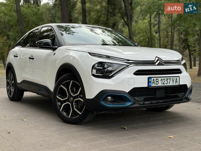 Ситроен e-C4, объемом двигателя 0 л и пробегом 27 тыс. км за 18300 $, фото 1 на Automoto.ua