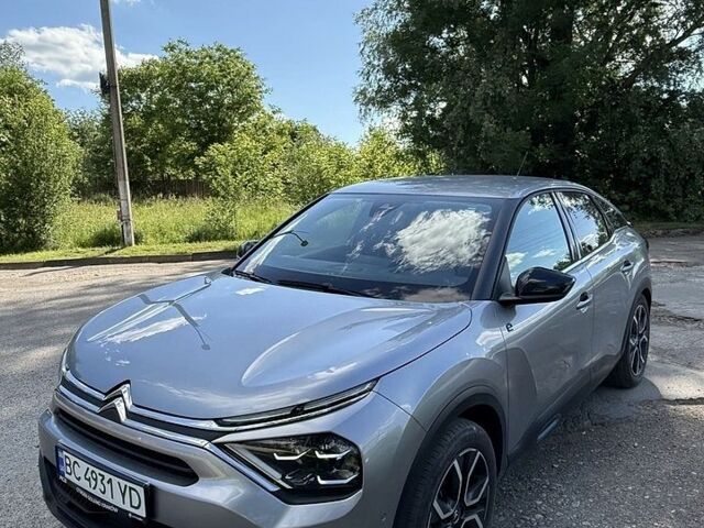 Серый Ситроен e-C4, объемом двигателя 0 л и пробегом 95 тыс. км за 15800 $, фото 1 на Automoto.ua