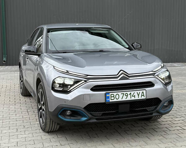 Серый Ситроен e-C4, объемом двигателя 0 л и пробегом 35 тыс. км за 16400 $, фото 1 на Automoto.ua