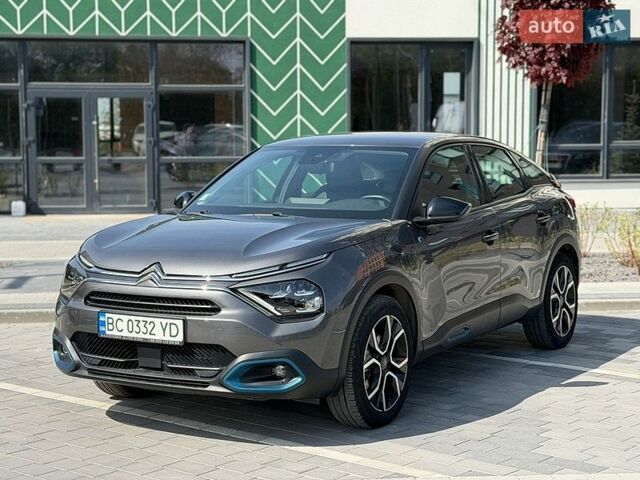 Серый Ситроен e-C4, объемом двигателя 0 л и пробегом 50 тыс. км за 15900 $, фото 1 на Automoto.ua