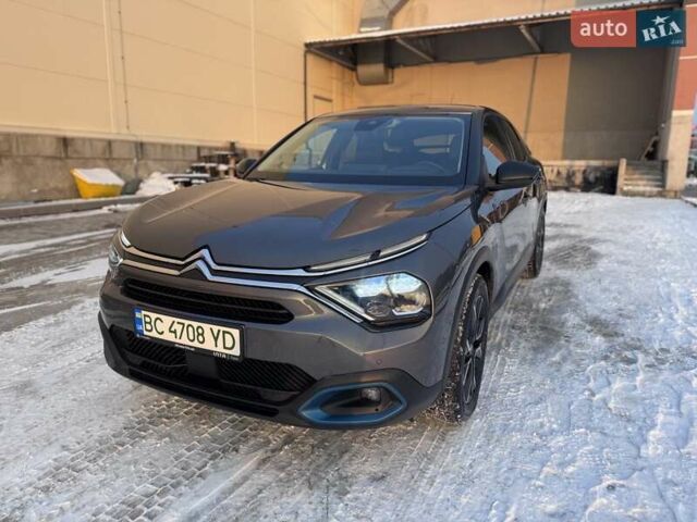 Серый Ситроен e-C4, объемом двигателя 0 л и пробегом 33 тыс. км за 16999 $, фото 1 на Automoto.ua