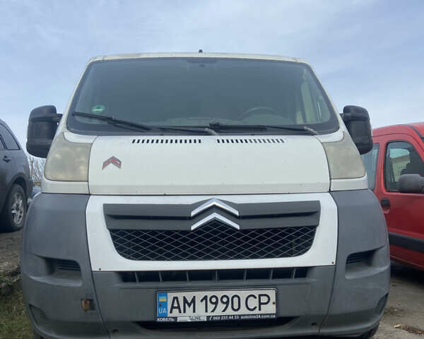Белый Ситроен Jumper, объемом двигателя 2.2 л и пробегом 300 тыс. км за 3100 $, фото 1 на Automoto.ua
