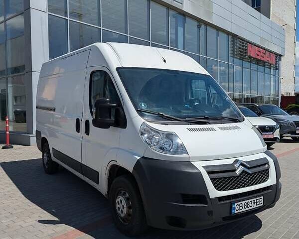 Белый Ситроен Jumper, объемом двигателя 2.2 л и пробегом 245 тыс. км за 8000 $, фото 1 на Automoto.ua