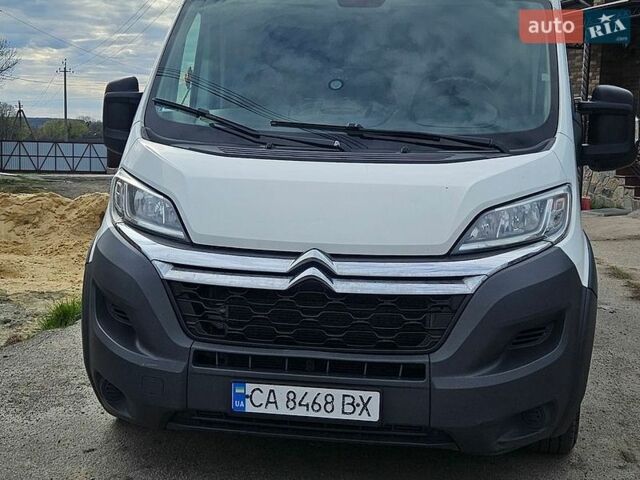 Белый Ситроен Jumper, объемом двигателя 2.2 л и пробегом 338 тыс. км за 10500 $, фото 1 на Automoto.ua