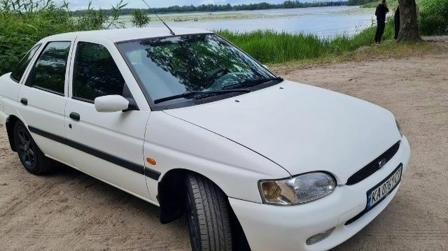 Белый Ситроен Jumper, объемом двигателя 2.2 л и пробегом 235 тыс. км за 12200 $, фото 1 на Automoto.ua