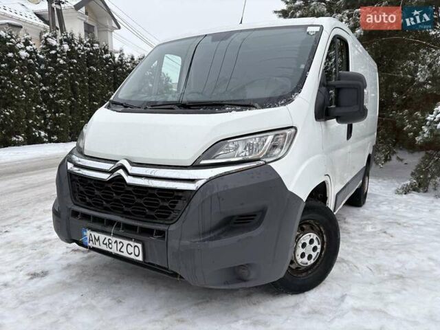 Белый Ситроен Jumper, объемом двигателя 2.2 л и пробегом 330 тыс. км за 8800 $, фото 1 на Automoto.ua