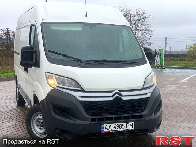 Белый Ситроен Jumper, объемом двигателя 2.2 л и пробегом 293 тыс. км за 9750 $, фото 1 на Automoto.ua