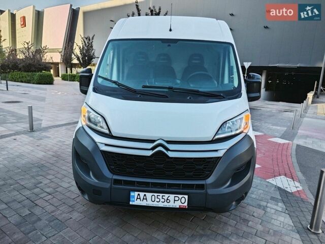 Белый Ситроен Jumper, объемом двигателя 2.2 л и пробегом 396 тыс. км за 11999 $, фото 1 на Automoto.ua