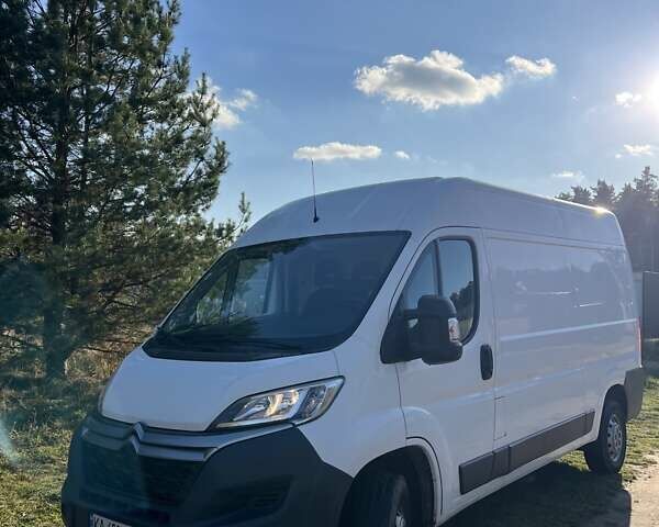 Белый Ситроен Jumper, объемом двигателя 2 л и пробегом 229 тыс. км за 11000 $, фото 1 на Automoto.ua