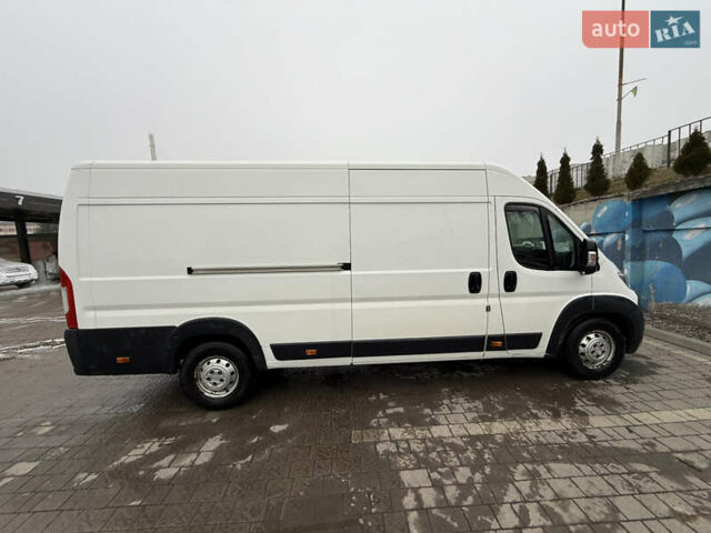 Белый Ситроен Jumper, объемом двигателя 2 л и пробегом 251 тыс. км за 10500 $, фото 1 на Automoto.ua