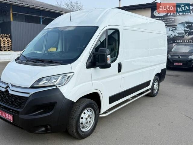 Белый Ситроен Jumper, объемом двигателя 2.2 л и пробегом 210 тыс. км за 17300 $, фото 1 на Automoto.ua