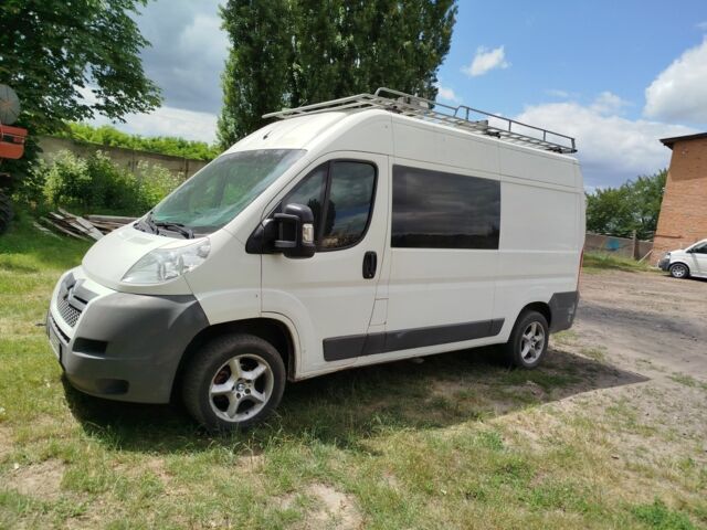 Білий Сітроен Jumper, об'ємом двигуна 2.2 л та пробігом 100 тис. км за 7569 $, фото 1 на Automoto.ua