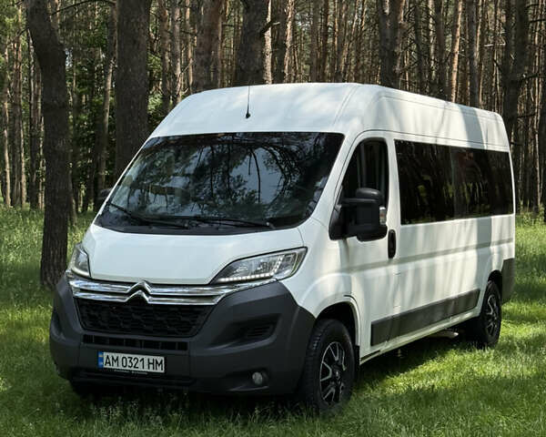 Белый Ситроен Jumper, объемом двигателя 3 л и пробегом 452 тыс. км за 18200 $, фото 1 на Automoto.ua