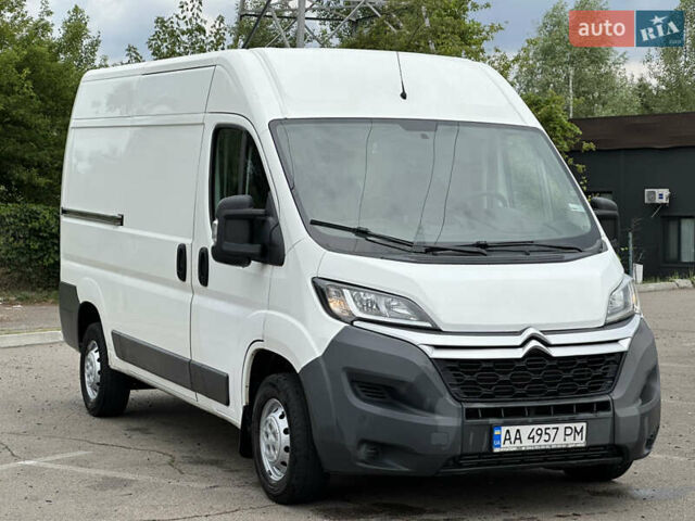 Белый Ситроен Jumper, объемом двигателя 2.2 л и пробегом 185 тыс. км за 14000 $, фото 1 на Automoto.ua
