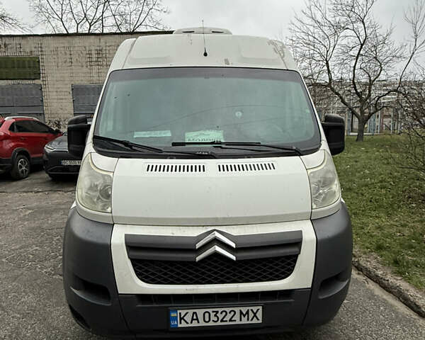 Белый Ситроен Jumper, объемом двигателя 2.2 л и пробегом 307 тыс. км за 9500 $, фото 1 на Automoto.ua