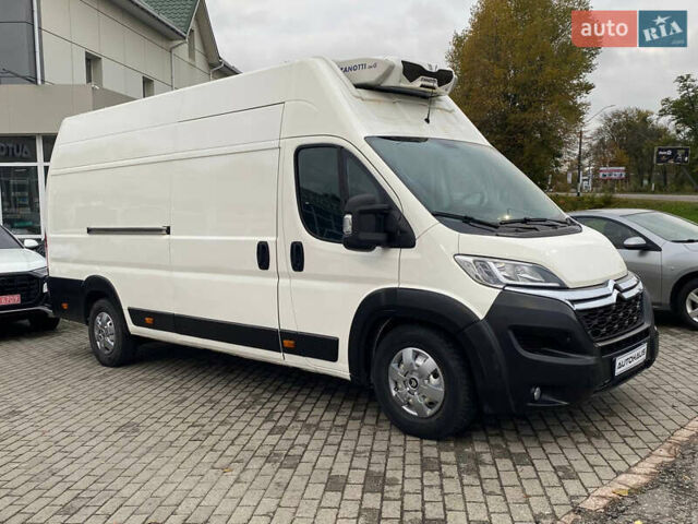 Белый Ситроен Jumper, объемом двигателя 2.2 л и пробегом 148 тыс. км за 13499 $, фото 1 на Automoto.ua