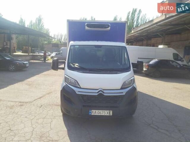 Белый Ситроен Jumper, объемом двигателя 2.2 л и пробегом 342 тыс. км за 12000 $, фото 1 на Automoto.ua