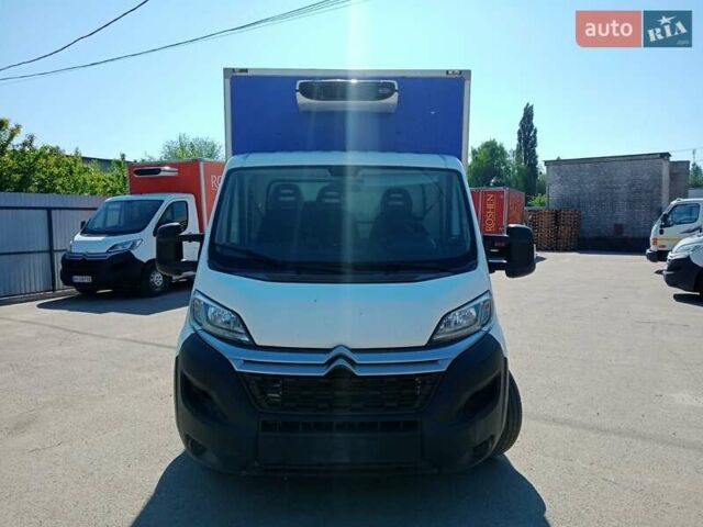 Белый Ситроен Jumper, объемом двигателя 2.2 л и пробегом 422 тыс. км за 14271 $, фото 1 на Automoto.ua