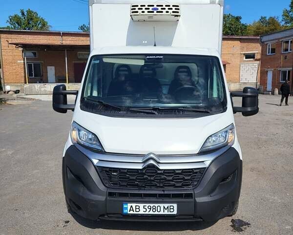 Білий Сітроен Jumper, об'ємом двигуна 2.2 л та пробігом 190 тис. км за 15000 $, фото 1 на Automoto.ua