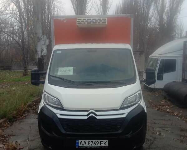 Белый Ситроен Jumper, объемом двигателя 2.2 л и пробегом 286 тыс. км за 12500 $, фото 1 на Automoto.ua