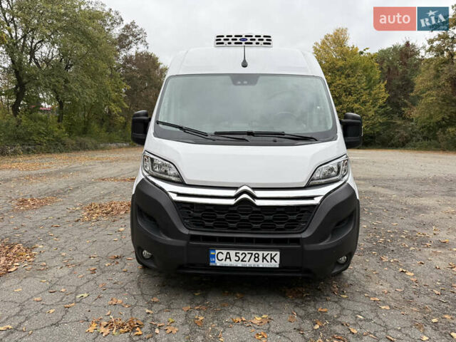 Белый Ситроен Jumper, объемом двигателя 2.2 л и пробегом 25 тыс. км за 31500 $, фото 1 на Automoto.ua