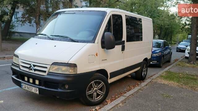 Белый Ситроен Jumper, объемом двигателя 2.2 л и пробегом 381 тыс. км за 4900 $, фото 1 на Automoto.ua