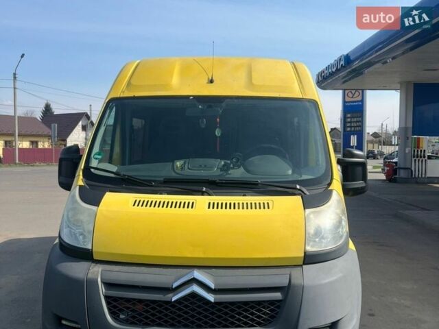 Желтый Ситроен Jumper, объемом двигателя 2.2 л и пробегом 282 тыс. км за 6500 $, фото 1 на Automoto.ua