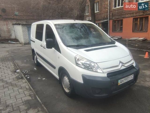 Ситроен Jumpy 2010 в Харькове на Automoto.ua Белый Ситроен Jumpy, объемом двигателя 2 л и пробегом 238 тыс. км за 6200 $, фото 1 на Automoto.ua