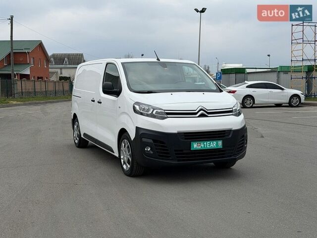 Белый Ситроен Jumpy, объемом двигателя 2 л и пробегом 175 тыс. км за 15800 $, фото 1 на Automoto.ua
