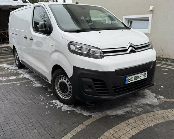 Белый Ситроен Jumpy, объемом двигателя 0 л и пробегом 61 тыс. км за 19500 $, фото 1 на Automoto.ua